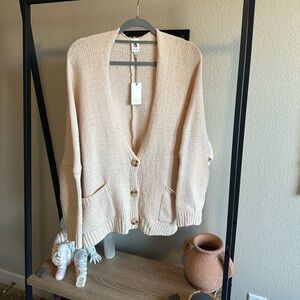 NWT VICI Cozy Knit Button-Front Cardigan – Cream